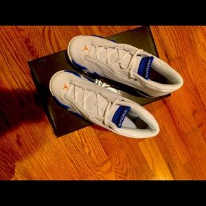 Nike air 14 Jordan low gs size 7y new